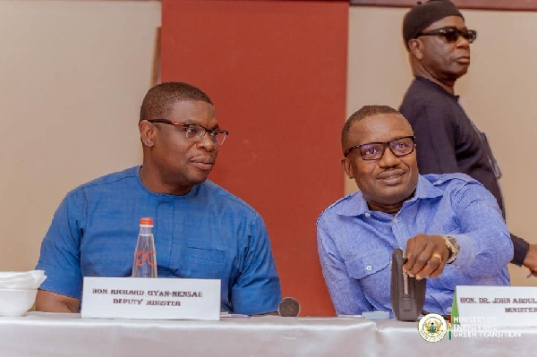Richard Gyan-Mensah (L) and Dr John Jinapor (R) at the retreat