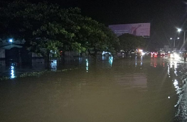 Adabraka Odawna residents stranded after Sunday’s downpour