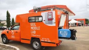 The mobile van is equipped with a fuel analyzer capable of analyzing various fuel parameters