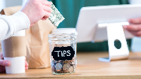 Fans are complaining about the tipping culture in the US