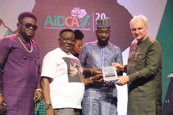 Ambassador Alhaji Salamu Amadu and the late John Okafor also known as Mr. Ibu