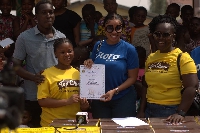 Flora tissues Brand face Serwaa Amihere receives certificate of donation