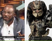 Big Akwes and alien from the movie 'Predator'