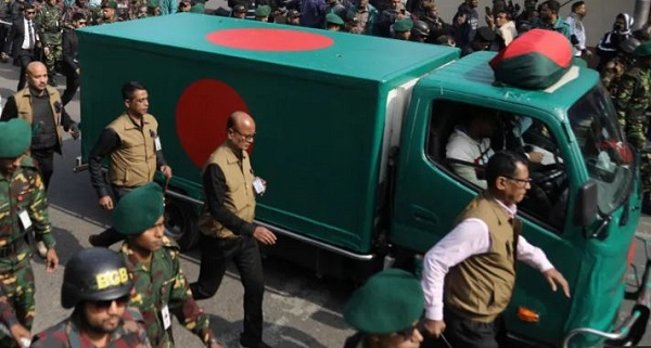 A motorcade carrying Khaleda Zia's body