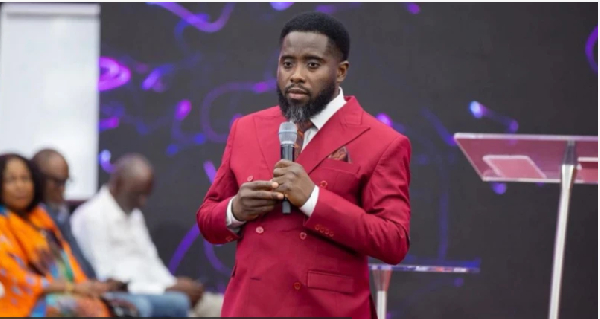 Popular Ghana Prophet ElBernard say e go 'stop' public preaching afta im give prophecy wey fail