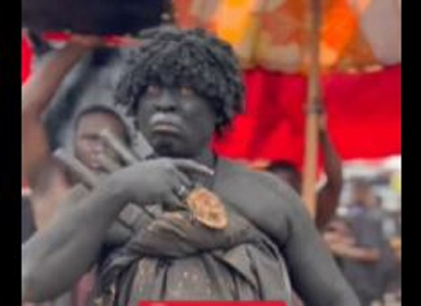 Manhyia Brafoɔ during the procession on the second day of the funeral rites of the late Asantehemaa