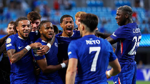 Chelsea players celebrating their emphatic win over Benfica
