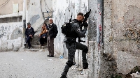 Israeli police as im dey storm one house