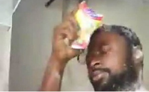 Video: Man baths with Kalyppo; says he has no water
