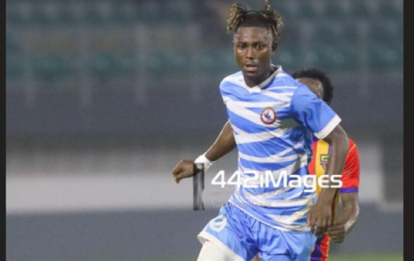 Berekum Chelsea forward Emmanuel Sarpong