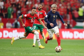 France beat Morocco 2-0