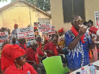 They have threatened to move into the uncompleted Takoradi Market Circle by the end of July, 2026