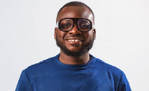 Lekzy Decomic recounts tense backstage clash with politician after show