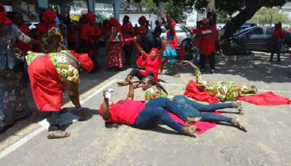 School Feeding caterers picket at Akufo-Addo’s house