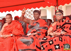 Nii Okanta Ankrah II (In the middle) of two other royal members