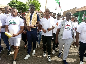 Prince Henry Anim-Owiredu with some supporters