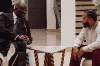 Asantehene, Otumfuo Osei Tutu II (L) and Memphis Depay (R)