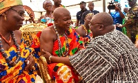Vice President Dr Mahamudu Bawumia exchanging pleasantries with Togbe Afede