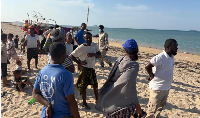 Yemen Refugees speak with International Org. of Migration staff after fleeing fighting in Yemen