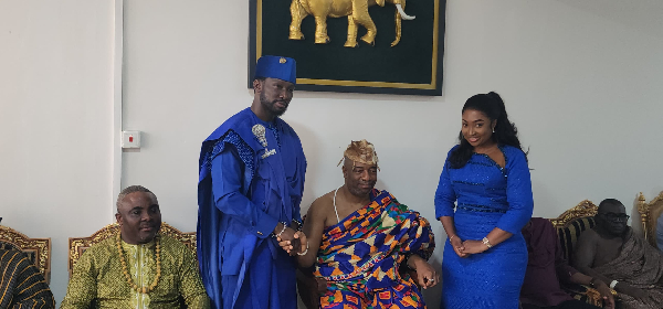 Nana Kwame Bediako, his wife and Ga Mantse (Middle)