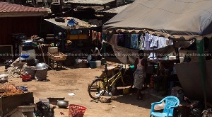 Traders near President’s home begin clearing out amid uncertainty