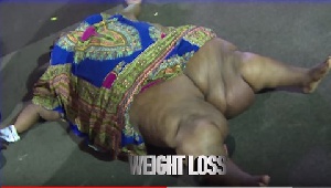 Prophet Jeremiah Omoto Fufeyin Pastor prays for weight-reducing-spirit to deliver an obese woman