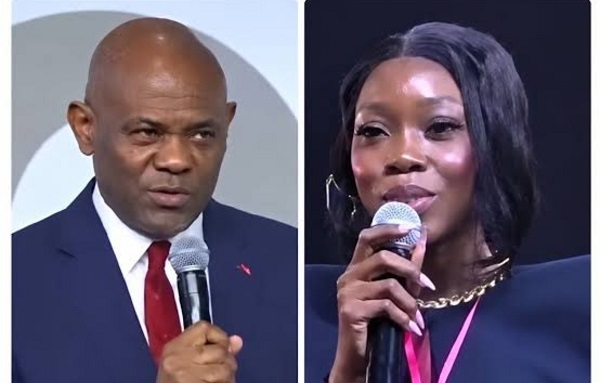 The trainee (R) addressed the billionaire simply as 'Tony' while speaking to him