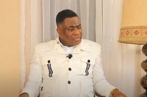 Bishop Adonteng Boateng has paid homage to Obaapa Christy