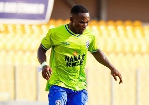 Bechem United star Augustine Okrah eyes top four finish with club