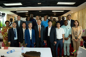 Chinese investors pictured with officials from the 24-Hour Economy Secretariat