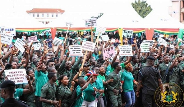 Youth in Afforestation demand better working services before the 2020 elections