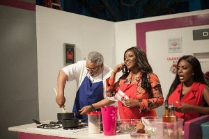 Former President Jerry John Rawlings cooking 'akple' on Yvonne Okoro's 'Dining With' show