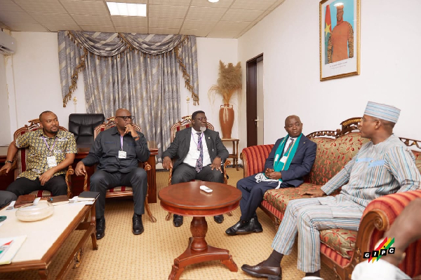 Simon Madjie of the GIPC (2nd L) joined Sampson Ahi (2nd R) for the meetings in Burkina Faso