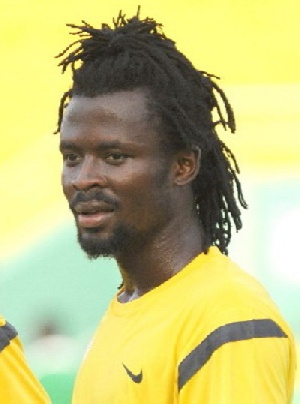 Midfielder Malik Akowuah