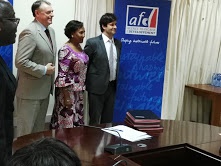 Ghana and France signing an agreement
