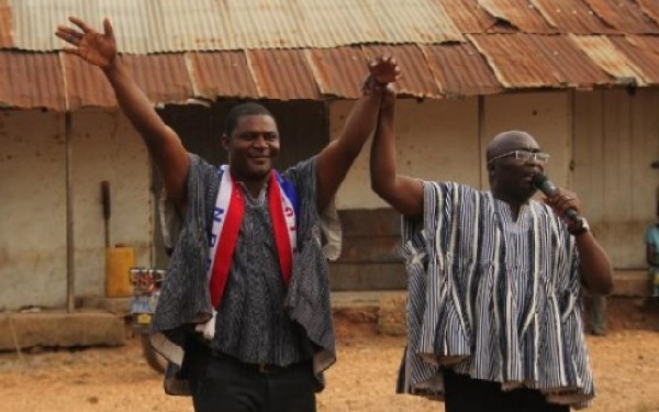 Vice President, Dr Mahamudu Bawumia with William Hor