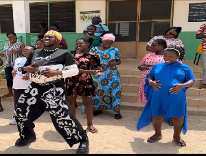 Popular Ghanaian dancer, Googo, embarks on a life-saving project to honor mothers on Mother's Day