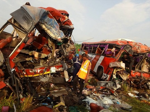 Eleven people have been confirmed dead in a gory accident Wednesday dawn on the Suhum-Nsawam highway