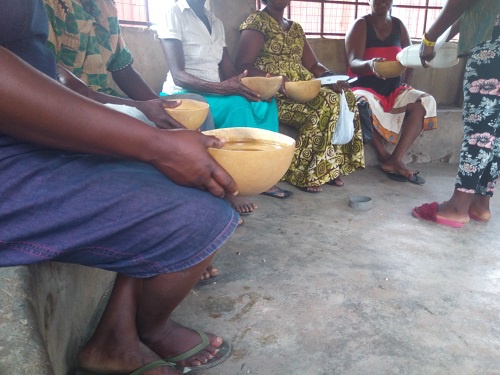 Expectant women who partake in the intake to hobble into the labour room way ahead of time