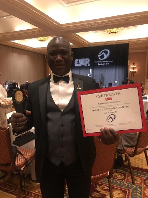 Hassan Tampuli,  CEO of NPA, with the best quality leadership award in London