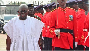 Akufo-Addo promises to provide personnel with modern military equipment to complement