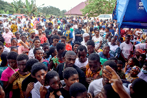 According to the MP, the initiative fulfills a campaign promise she made prior to her election