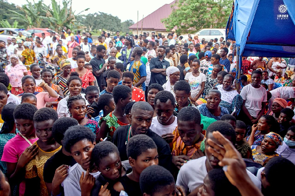 According to the MP, the initiative fulfills a campaign promise she made prior to her election