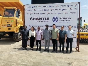 Managing Director of Zonda Tec, Madam Yang Yang with Dr. Okai Hammond and officials of Shantui Ltd.