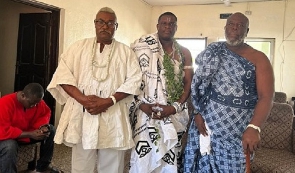 Ablekuma Mantse Nii Larbi with some council members