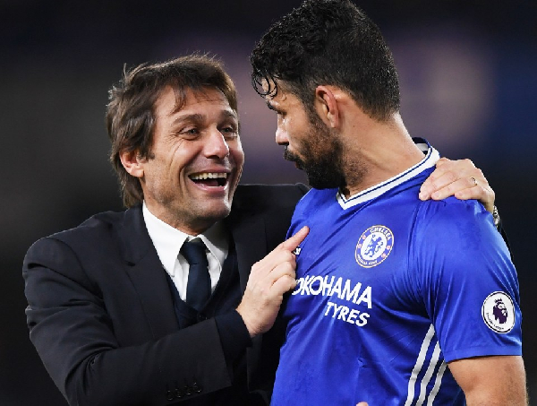 Conte (L) managed Diego Costa (R) at Chelsea