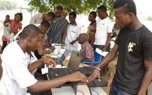 EC worried about low turnout for re-registration