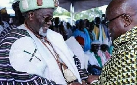 President Akufo-Addo in a handshake with Ya Na Abubakari Mahama II