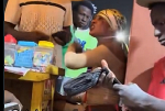 Reactions as Nigerian woman allegedly pulls knife during dispute with mobile money vendor Reactions as Nigerian woman allegedly pulls knife during dispute with mobile money vendor