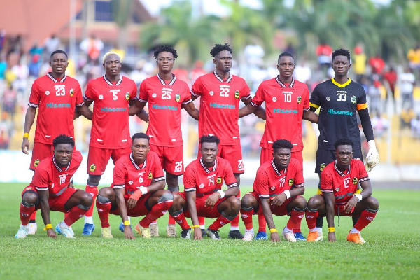 Asante Kotoko players